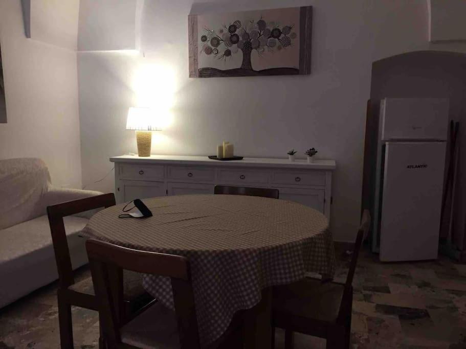 Alloggio Incantevole Storico Apartment กาโรวิญโญ ภายนอก รูปภาพ