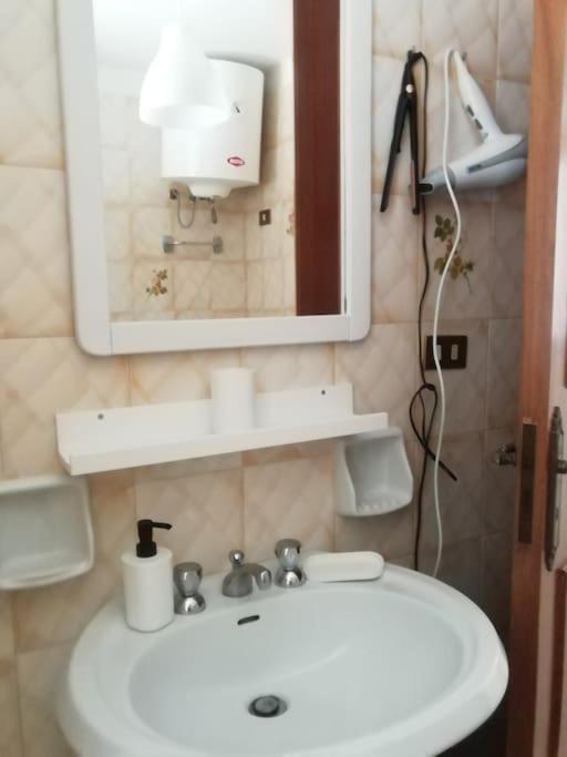 Alloggio Incantevole Storico Apartment กาโรวิญโญ ภายนอก รูปภาพ